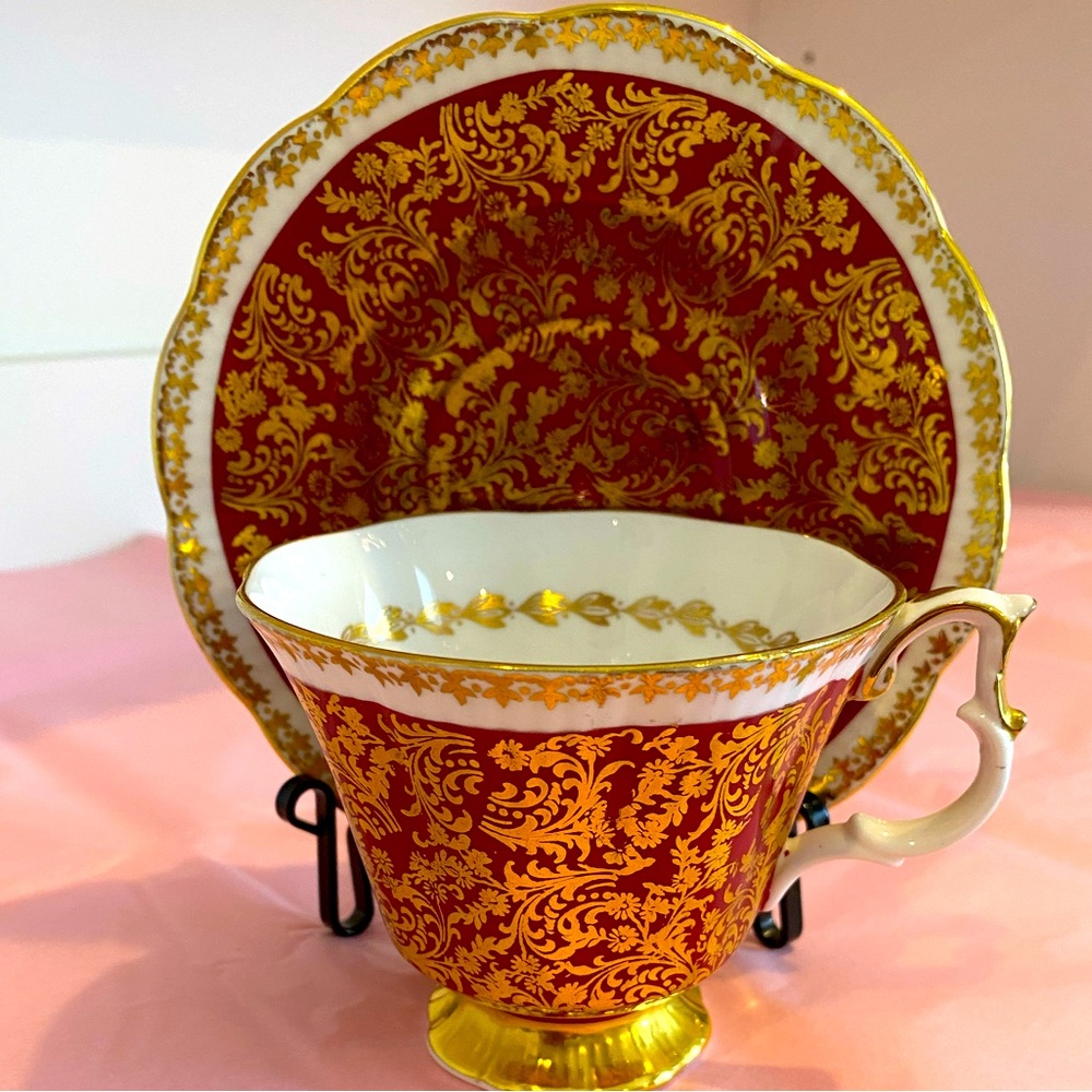 Royal Albert Teacup and Saucer in the “Buckingham Series” Burgundy with Gold